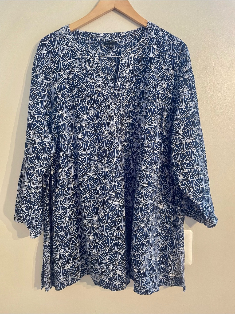 Talbots Blue White Shell Print 3/4 Sleeve VNeck Side Slit Cotton Tunic Top Sz 3X